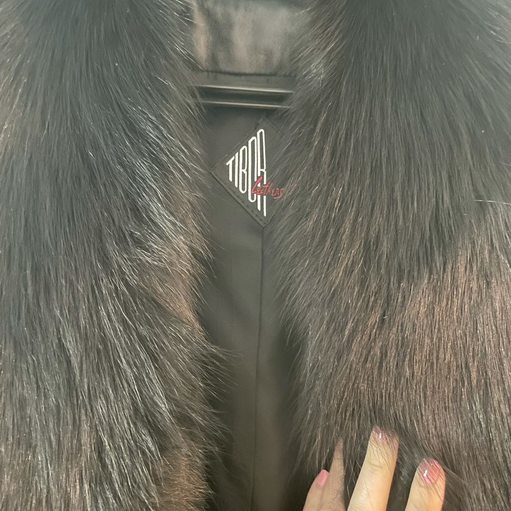 Real Fur Coat - Picture 3 of 3